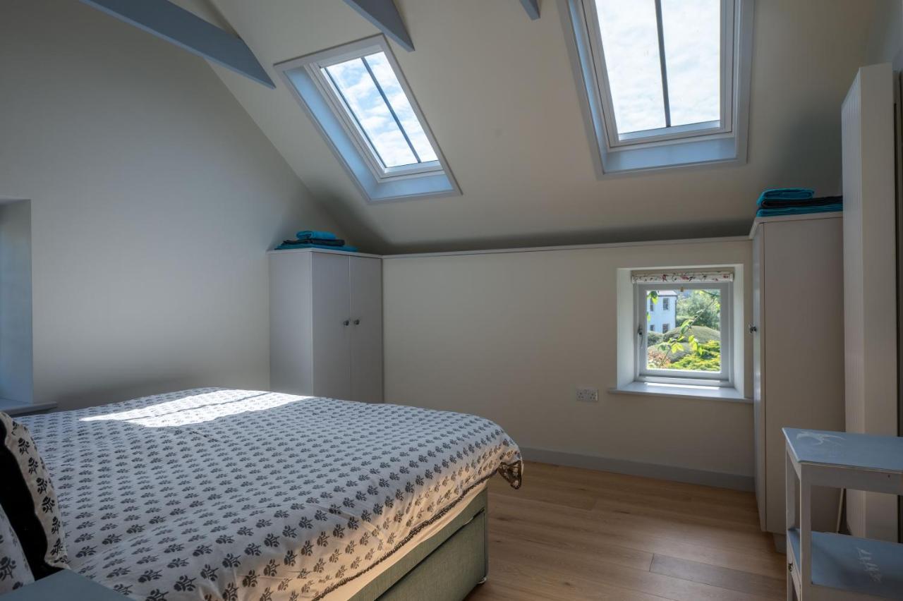 Converted Hay-Loft With Stunning Countryside Views Haverfordwest Extérieur photo