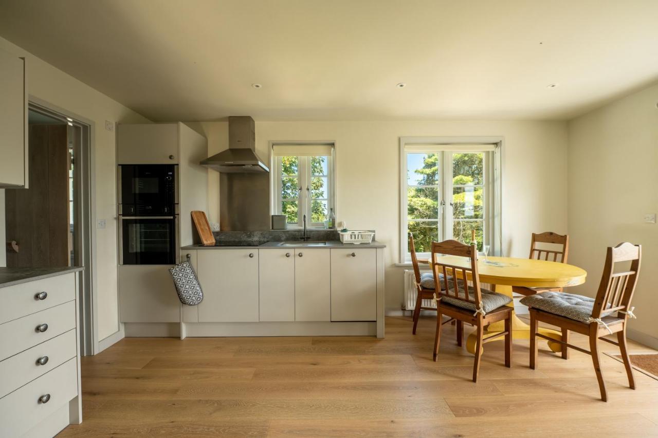 Converted Hay-Loft With Stunning Countryside Views Haverfordwest Extérieur photo