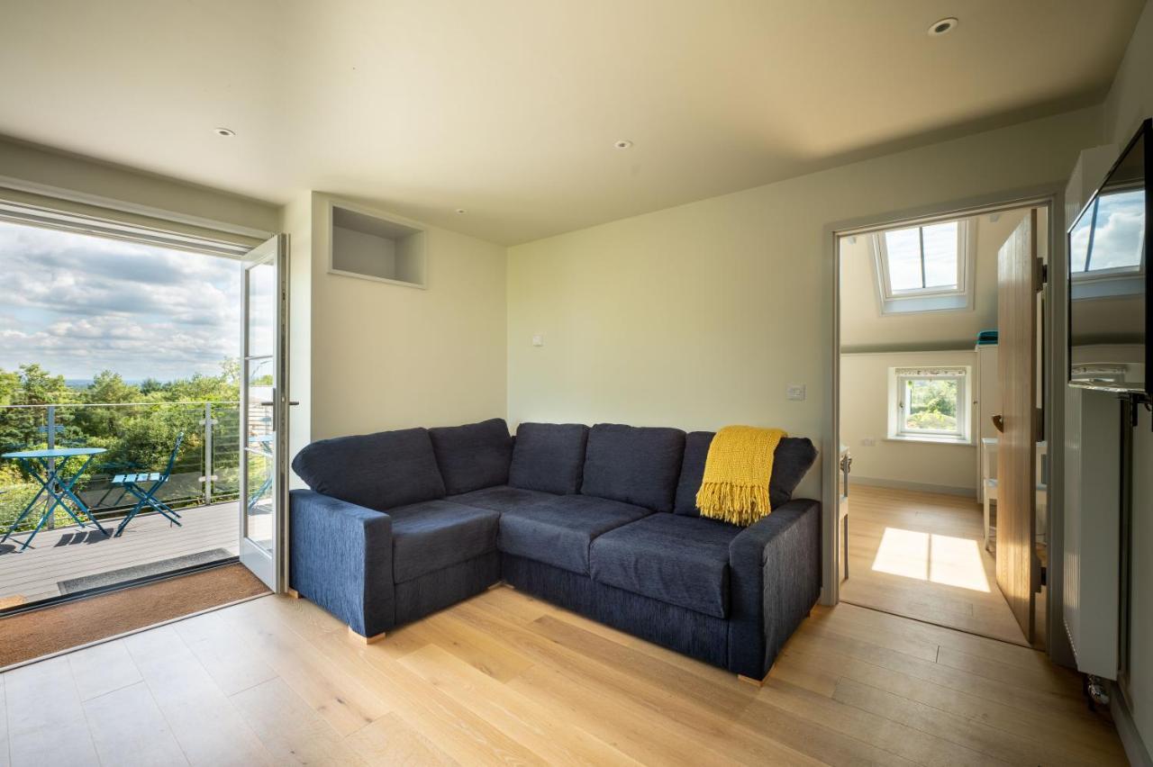 Converted Hay-Loft With Stunning Countryside Views Haverfordwest Extérieur photo