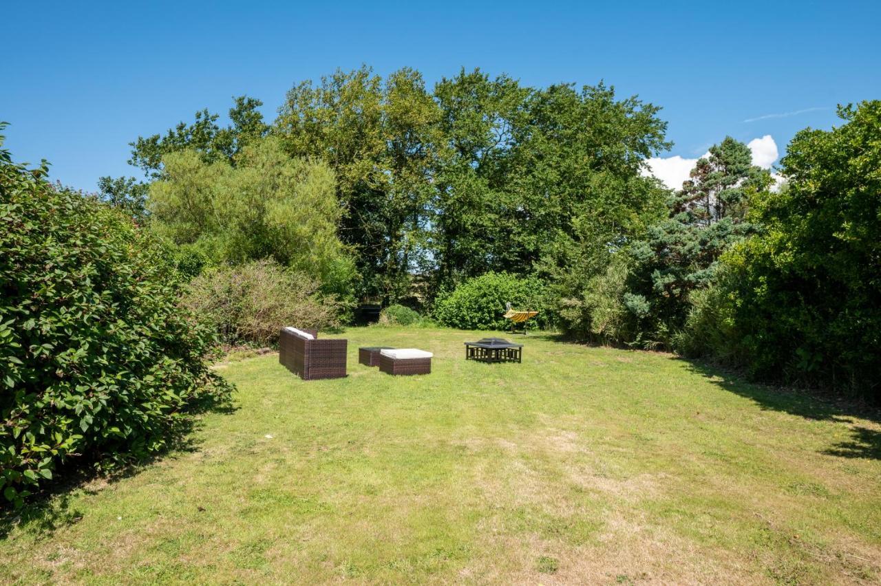 Converted Hay-Loft With Stunning Countryside Views Haverfordwest Extérieur photo